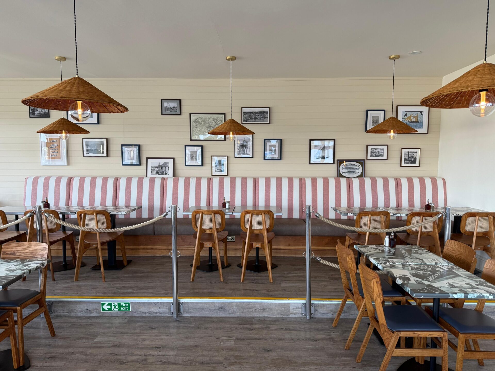 Bespoke restaurant booth seating installed for your venue